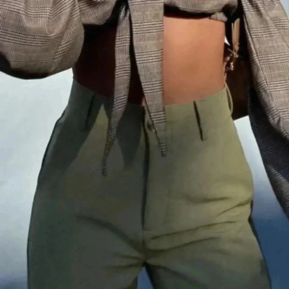 I MEAN BUSINESS Olive Pocketed Pants - Picture 9 of 10